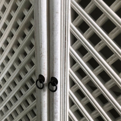 White Gloss 2 Door Cabinet